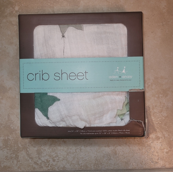 aden + anais Other - Aden And Anais Crib Sheet